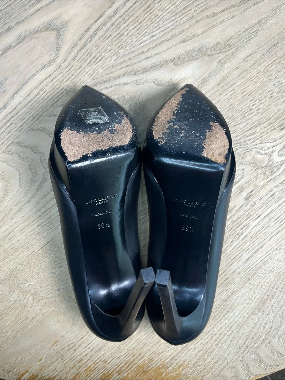 Saint Laurent Black Leather Pumps with Zebra-Print Pointed Toe - Picture 9 of 12